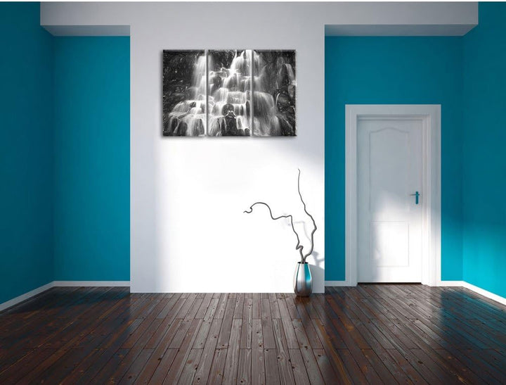 Pixxprint Yoga am Wasserfall in Bali als Leinwandbild/Grösse: 3 Teilig (120x80 cm) cm/Wandbild/Kunst