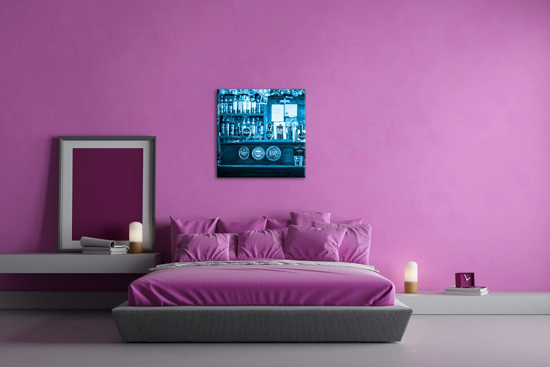 deyoli Theke in einem Irischen Bar Format: 70x70 Effekt: Monocrome Blau als Leinwandbild, Motiv fert