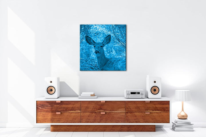deyoli ruhiges REH im Wald Format: 60x60 Effekt: Monocrome Blau als Leinwandbild, Motiv fertig gerah