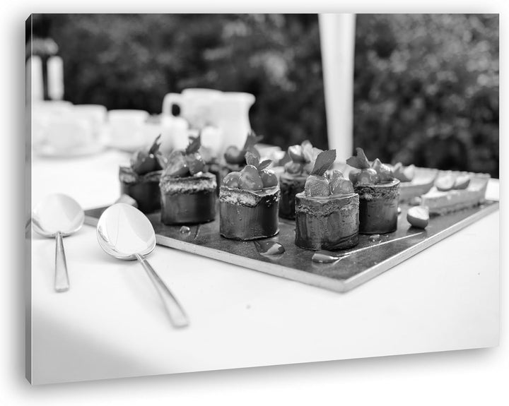 deyoli Tablett mir Desserts Effekt: Schwarz/Weiss Format: 100x70 als Leinwandbild, Motiv fertig gera