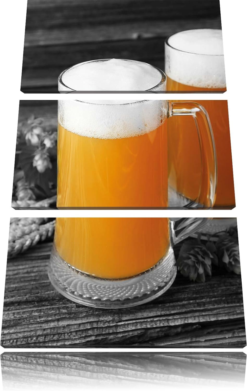 Pixxprint Zwei Biergläser Hefeweizen mit Hopfen auf Holztisch 3-Teiler Leinwandbild 120x80 Bild auf