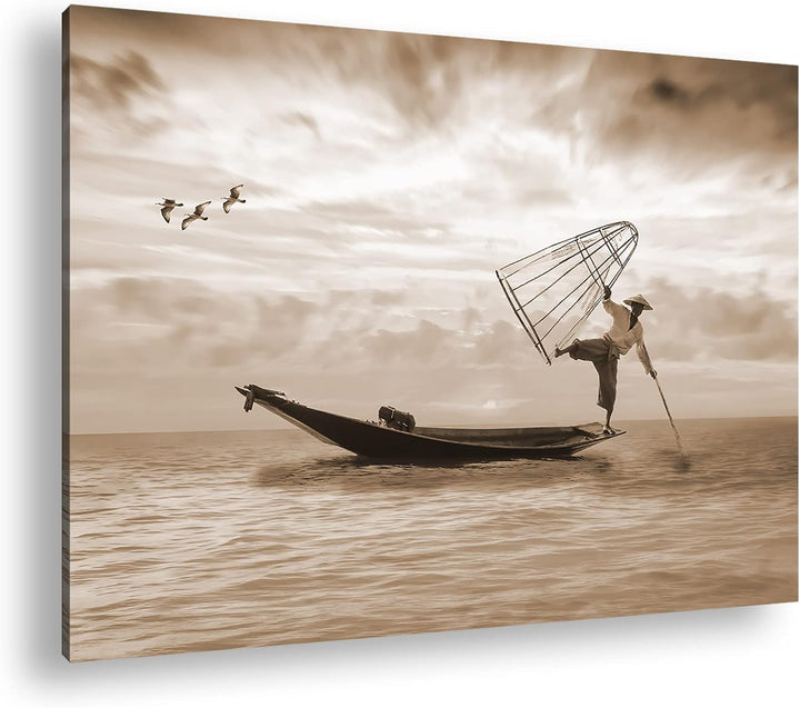 deyoli verspielter Fischer auf seinem Boot Effekt: Sepia Format: 120x80 als Leinwandbild, Motiv fert