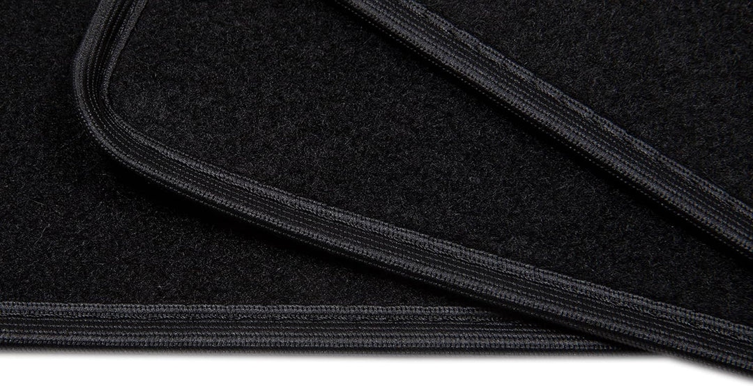 DBS - Autofussmatten - massgeschneidert für 308 - mit Befestigungsclips - Antirutschmatten - 4 Stück