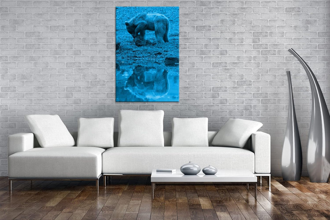 deyoli Verspielter brauner Bär Format 80x60 Effekt: Monocrome Blau als Leinwandbild, Motiv fertig ge