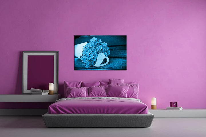 deyoli violetter Blumenstrauss mit einem Herz Format 80x60 Effekt: Monocrome Blau als Leinwandbild,