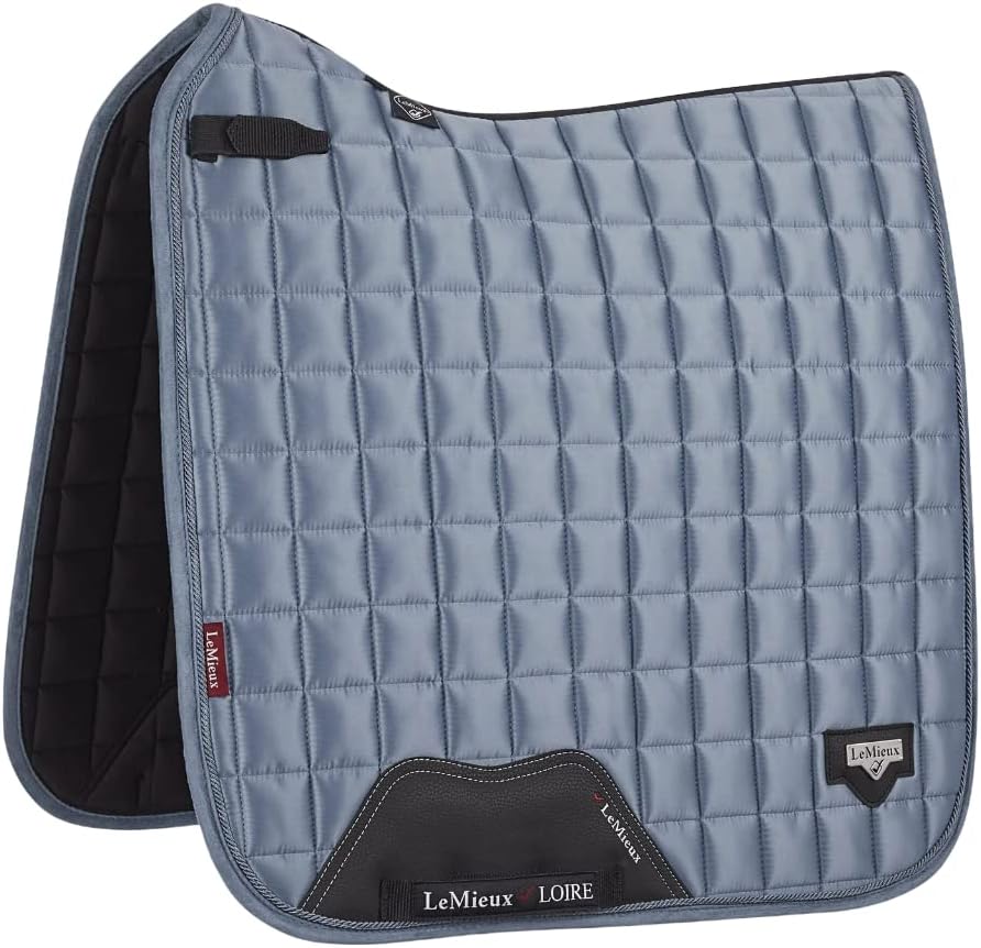 LeMieux Loire Classic Satin Dressage Square Ice Blue Sattelauflage L Eisblaue Loire Classic Square,