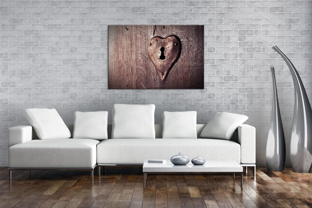 deyoli rostiges Herzschloss an einer Holztür im Format: 80x60 als Leinwandbild, Motiv fertig gerahmt