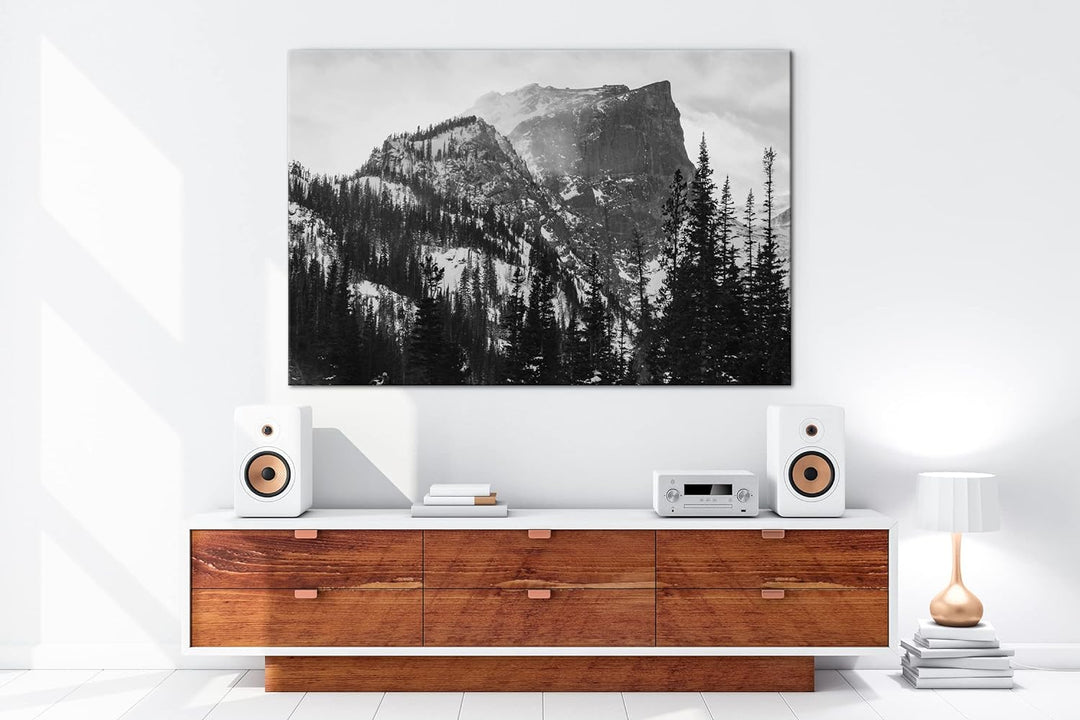 deyoli sagenhafter schneebeckter Berg Format: 120x80 cm Effekt: Schwarz&Weiss als Leinwandbild, Moti