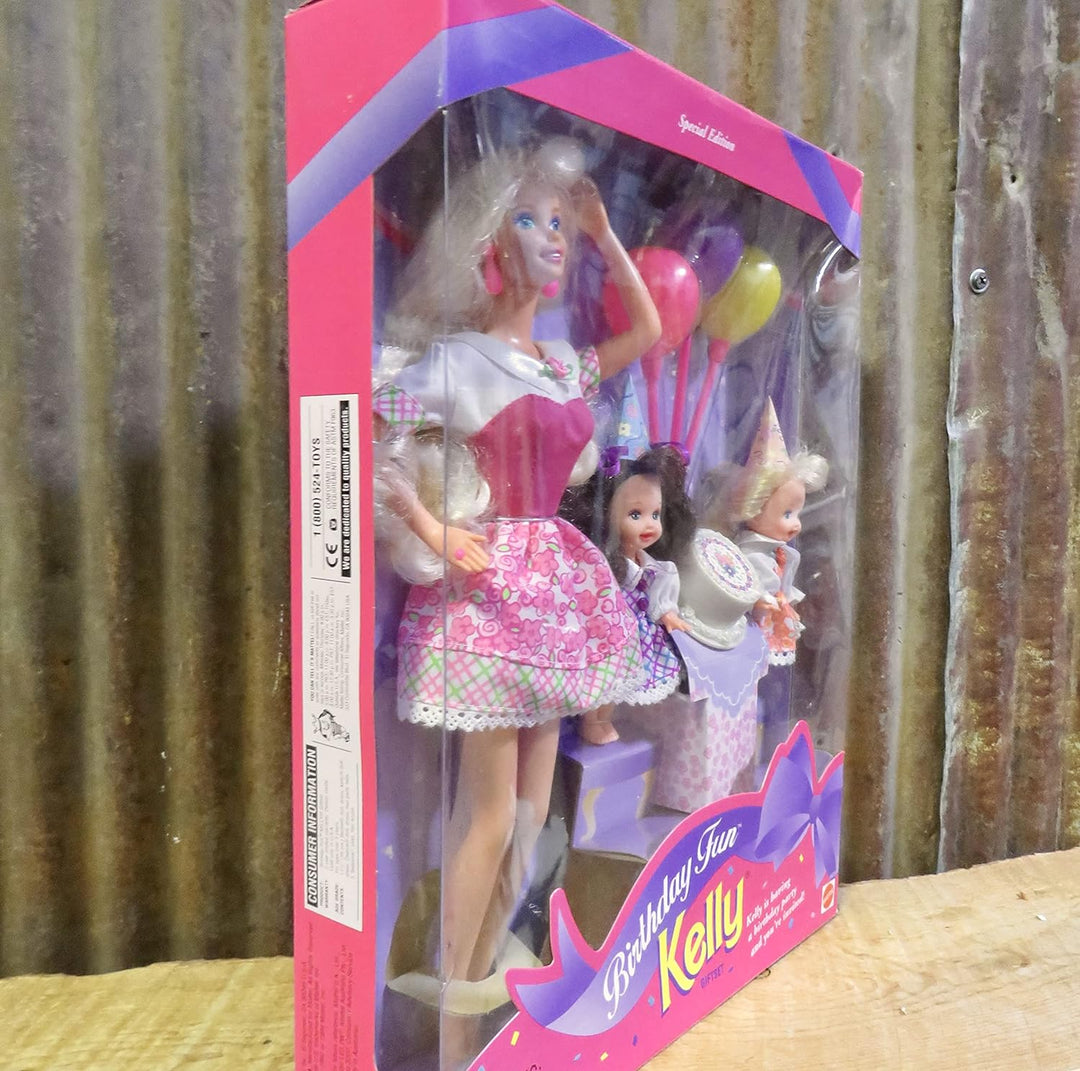 Barbie Birthday Fun KELLY Giftset Special Edition w Barbie, Kelly & Chelsea Dolls & Accessories (199