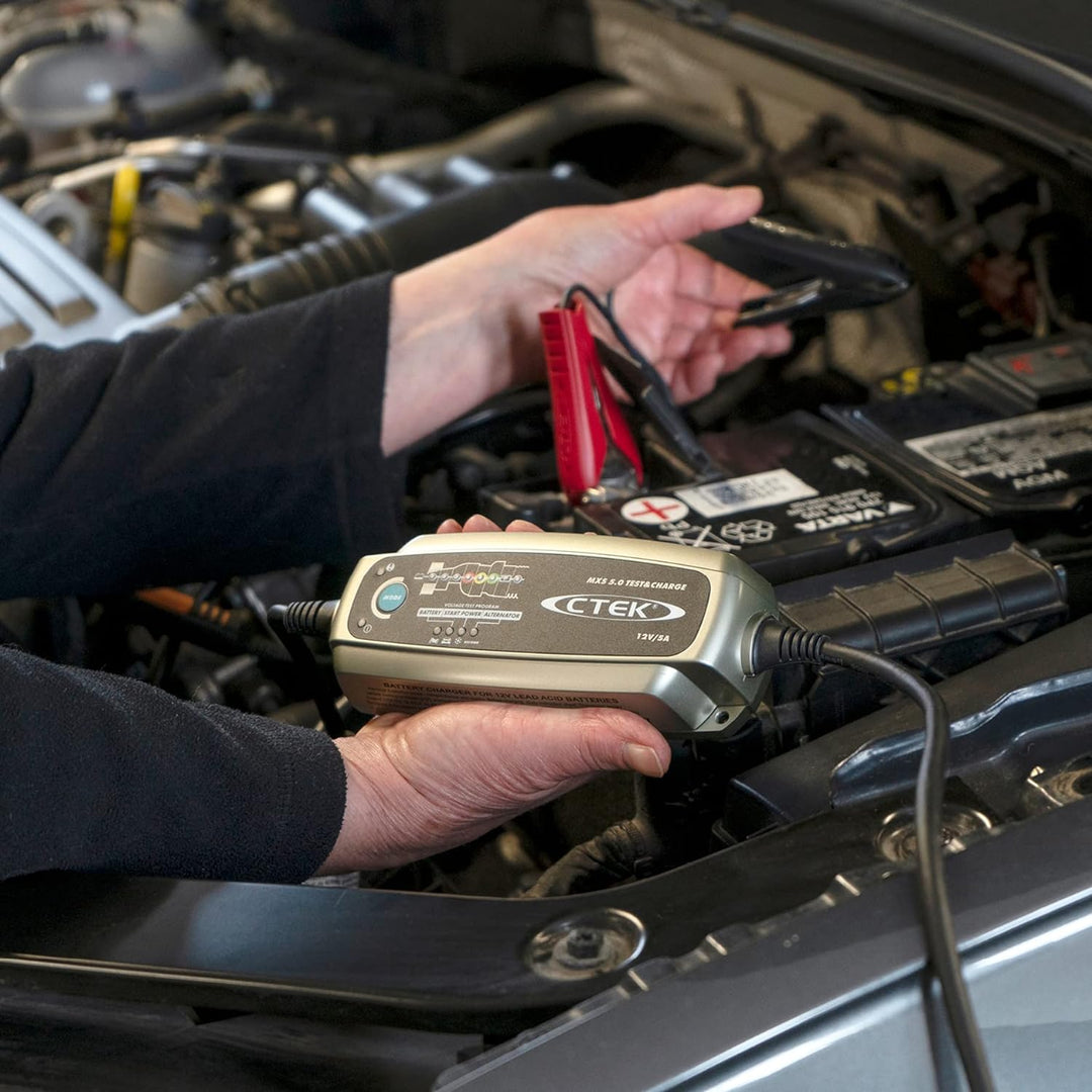CTEK MXS 5.0 Test & Charge, Batterieladegerät 12V, Batteriepfleger, Ladegerät Auto Und LKW Ladegerät