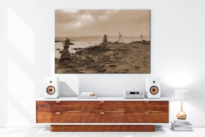 deyoli steiniger Strand in Zypern Effekt: Sepia, Format: 80x60 als Leinwandbild, Motiv fertig gerahm