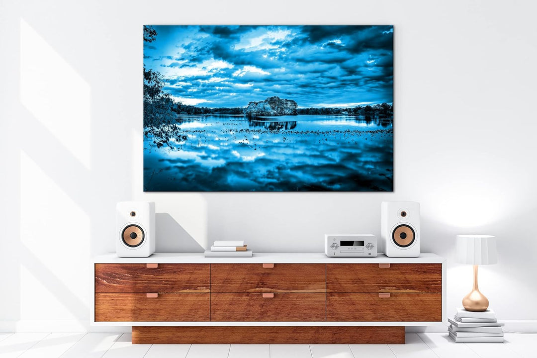 deyoli malerischer bewölkter See Format 80x60 Effekt: Monocrome Blau als Leinwandbild, Motiv fertig