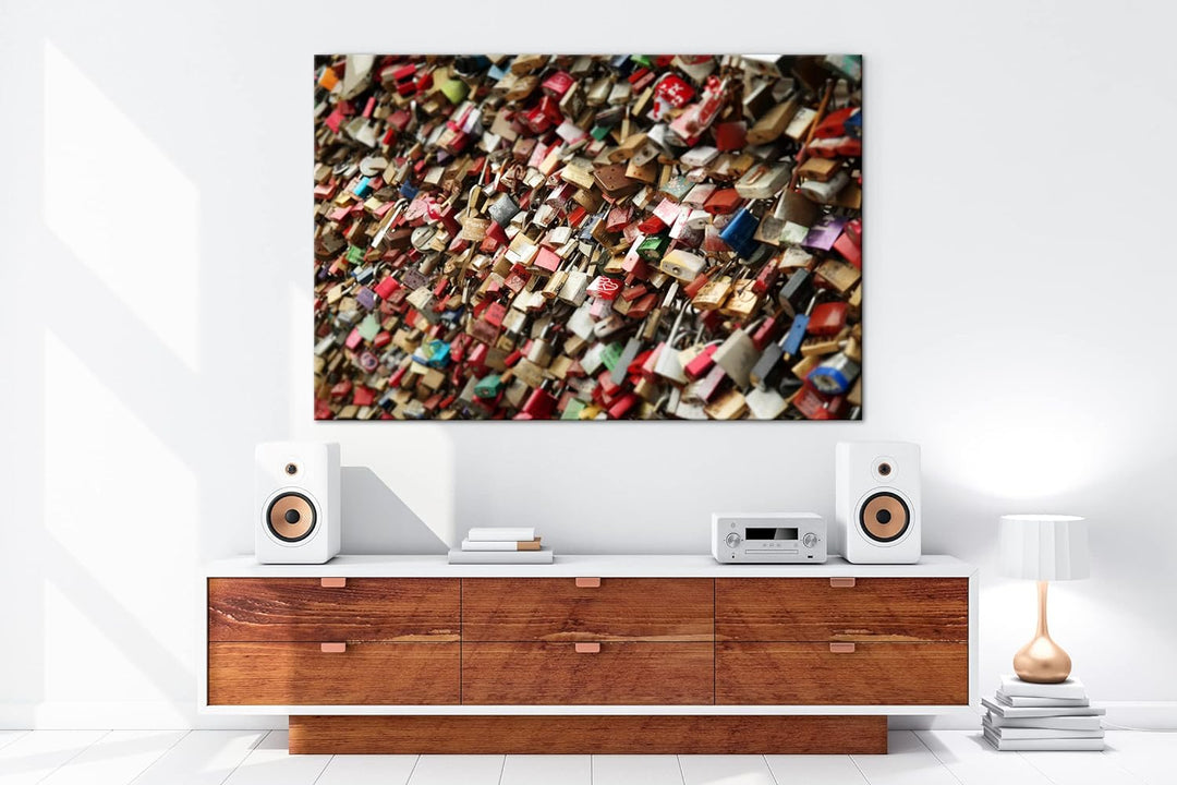 deyoli tausende Schlösser mit Herzen im Format: 80x60 als Leinwandbild, Motiv fertig gerahmt auf Ech