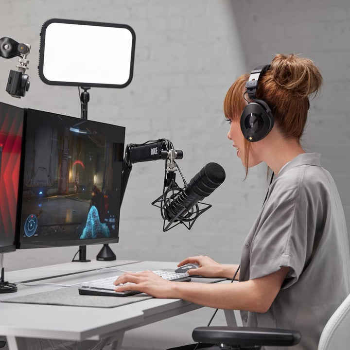 Rode X XDM-100 USB-Sprechermikrofon + keepdrum MS138 Gelenkarm-Stativ