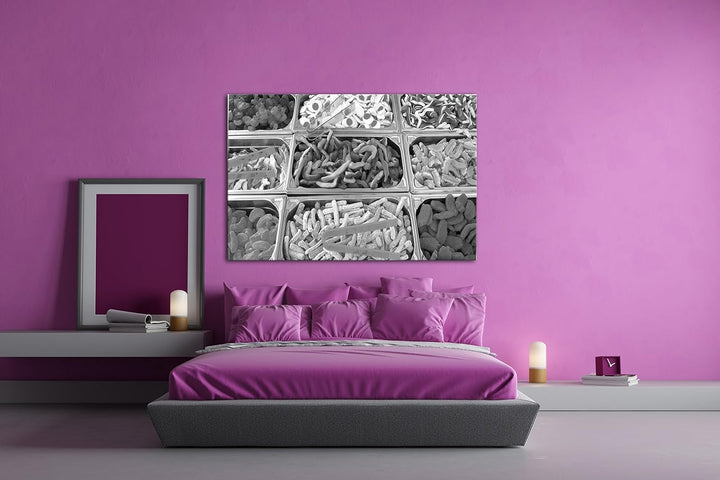 deyoli viele bunte Süssigkeiten Effekt: Schwarz/Weiss im Format: 80x60 als Leinwandbild, Motiv ferti