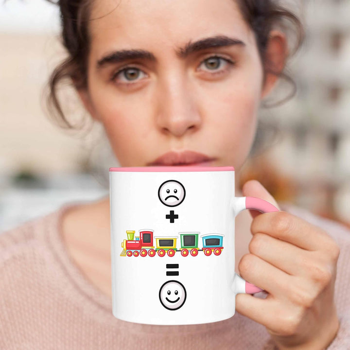 Trendation - Eisenbahn Tasse Geschenk für Eisenbahner Modelleisenbahn :(+ Eisenbahner = :) Lustige G