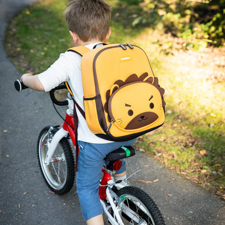 Pandana Grosser Kinderrucksack Lukas Löwe mit Brustgurt für Jungen und Mädchen im Kindergarten oder