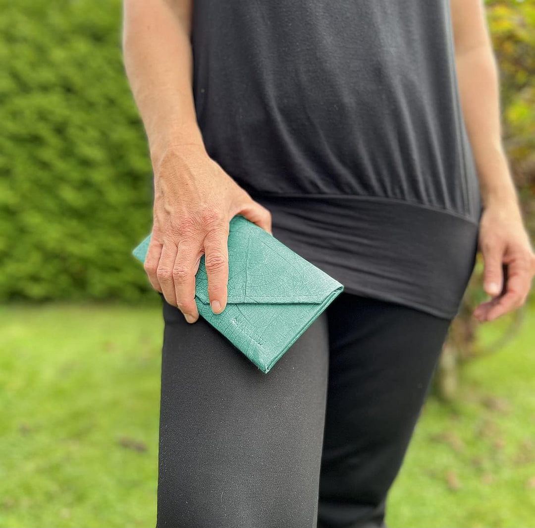 NELUHA Geldbörse Clutch aus Teak Blättern, vegan nachhaltig Leder Alternative - Portemonnaie, Geldbe