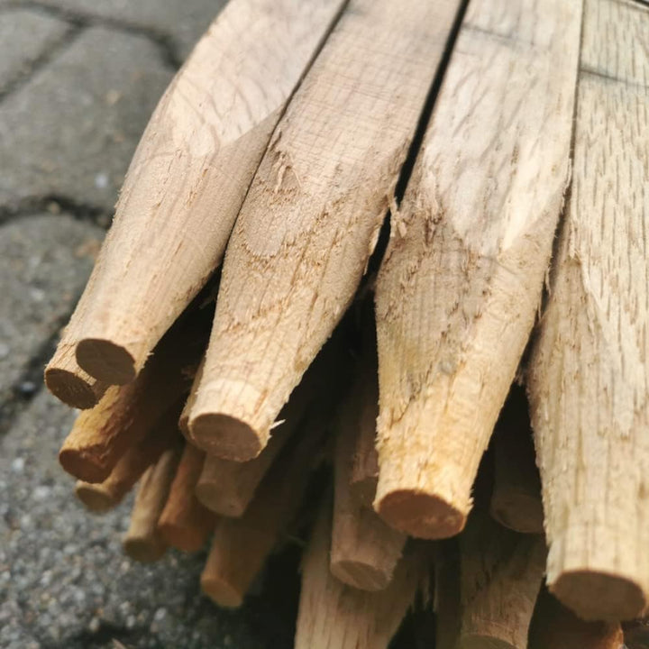 Hartholzpfähle | 25 Stück | 200 cm | Ø 25 x 25mm | angespitzte Pflanzstäbe aus Eiche, 25
