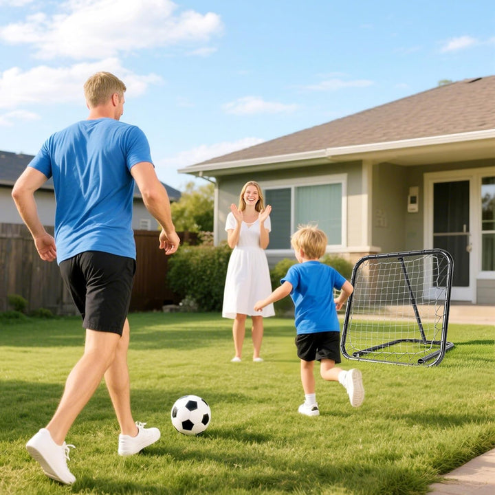 HOMCOM Rebounder für Fussball, 78 x 84 cm Prellwand mit Heringen, verstellbar in 5 Stufen, tragbar,