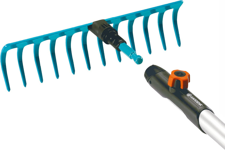 Gardena combisystem-Rechen: Praktische Harke mit 12 Zinken, ideales Gartenzubehör zum Rechen, Unkrau