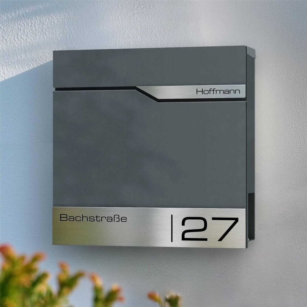 Metzler® Briefkasten mit App-Benachrichtigung und gravierbarem Namensschild in Basaltgrau RAL 7012 m