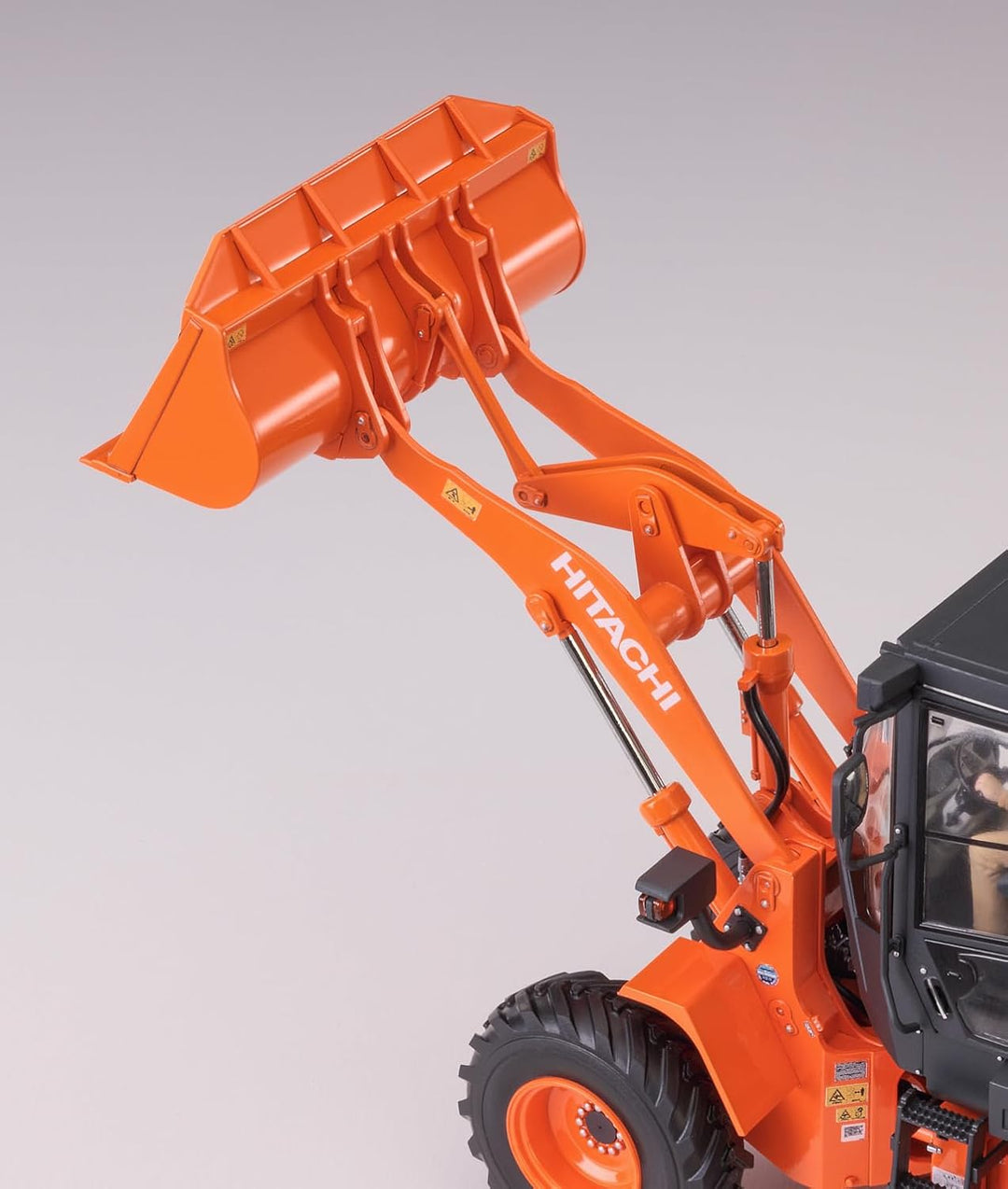 Hasegawa 1/35 Hitachi Radlader ZW100-6