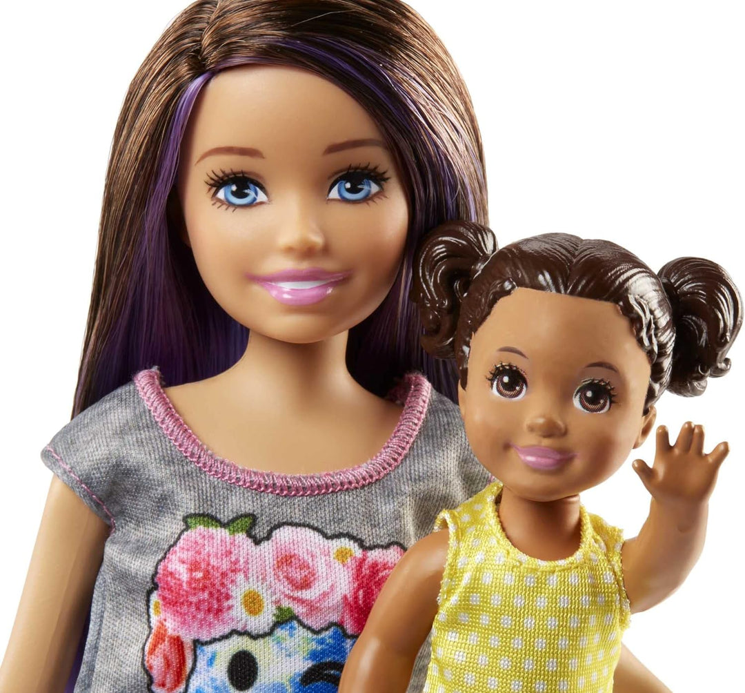 Barbie Skipper Babysitter Inc, Skipper mit braunen und lila Haaren, Baby mit braunen Zöpfen, Kinderw