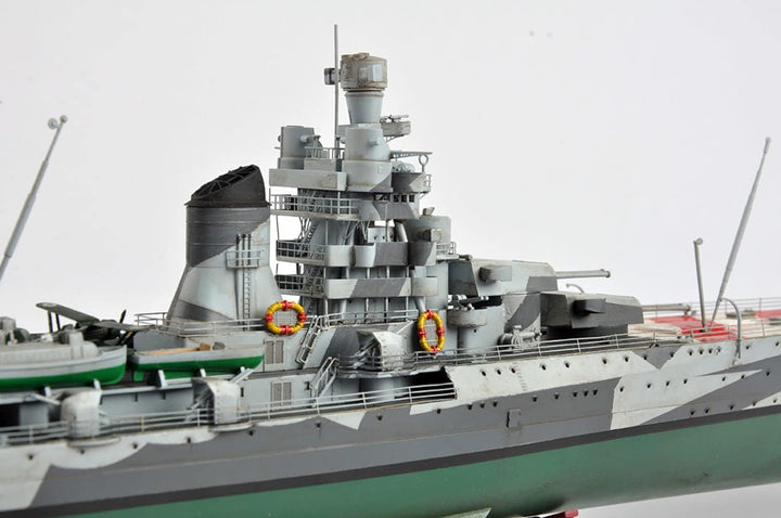 Trumpeter 005349 1/350 RN Gorizia, Mehrfarbig