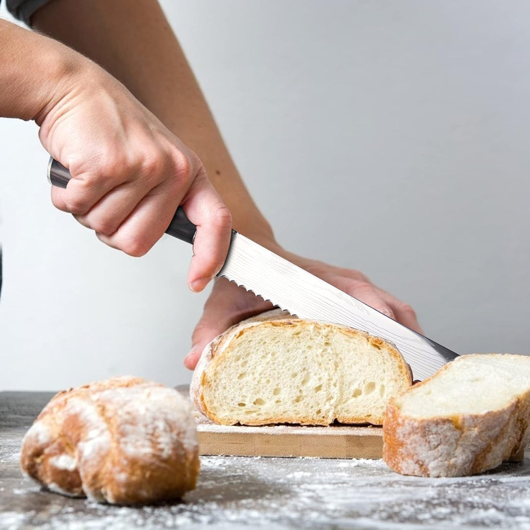 Kitory Brotmesser mit Wellenschliff Klingenlänge 20 cm, Profi Brotmesser mit Klingenschutz, Deutsch