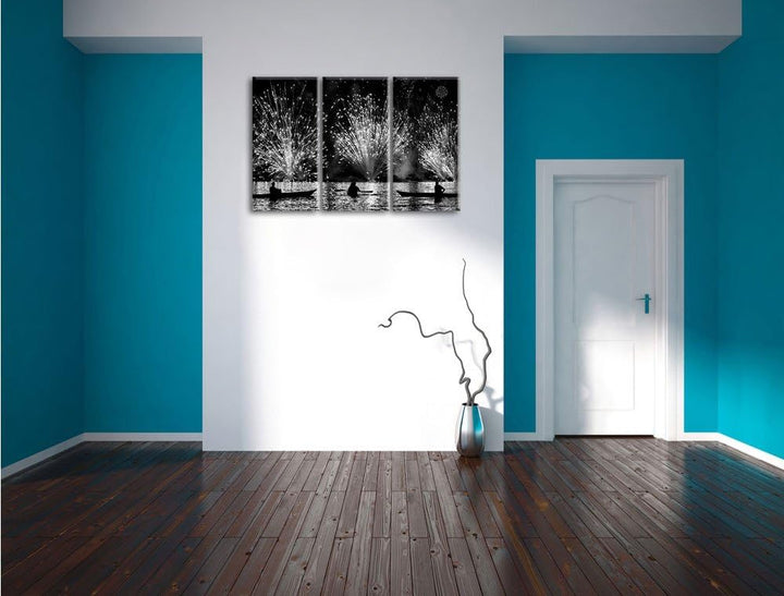Pixxprint Feuerwerk auf dem Wasser / 3-Teilig/Gesamtmass 120cm Leinwandbild bespannt auf Holzrahmen/