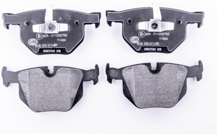HELLA PAGID 8DB 355 011-801 Bremsbelagsatz - T1494 - Dicke/Stärke: 17.3mm - Bremssystem: Teves - für