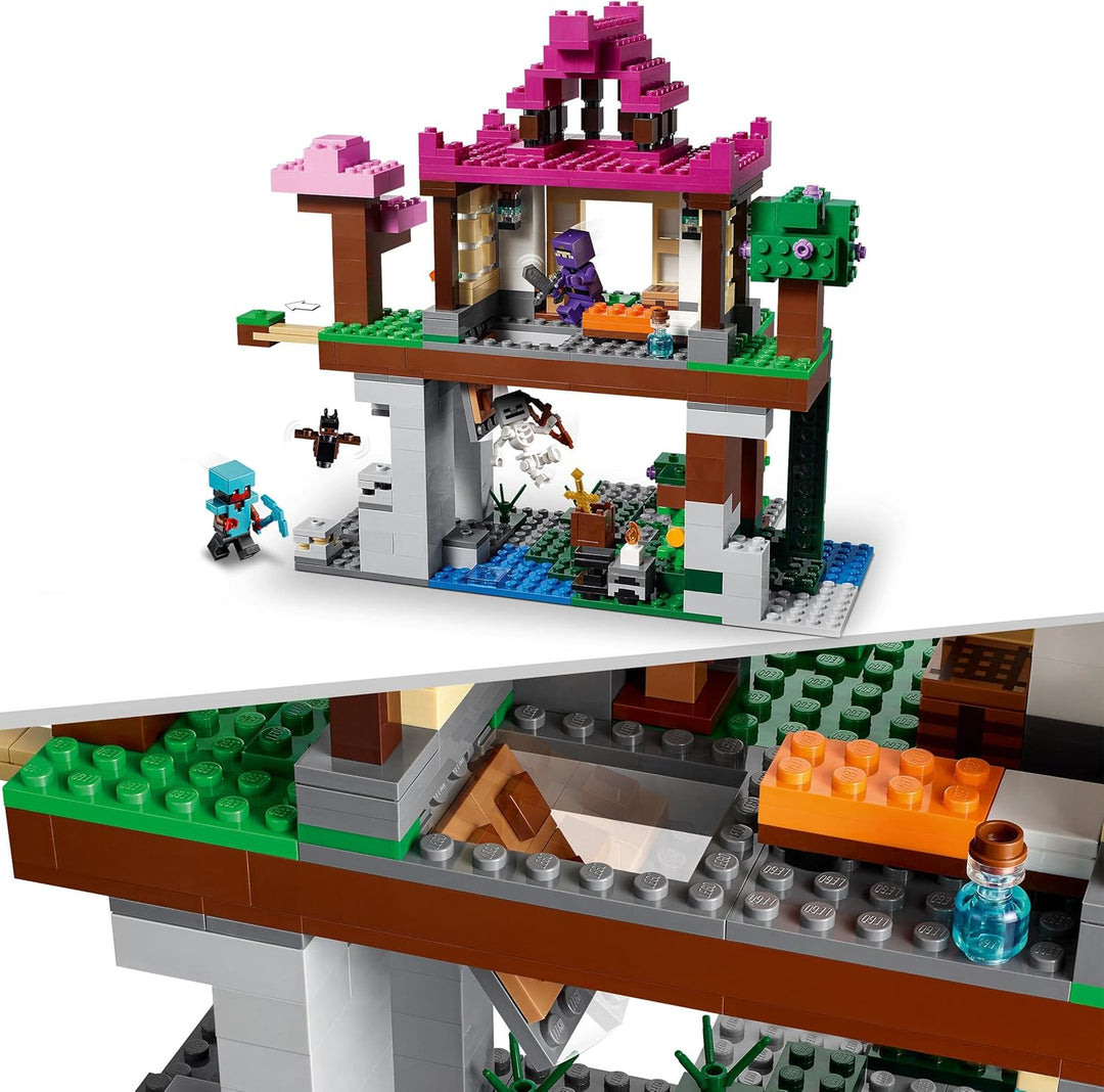 LEGO 21183 Minecraft Das Trainingsgelände, Haus und Höhle, Kinderspielzeug für Jungen und Mädchen ab