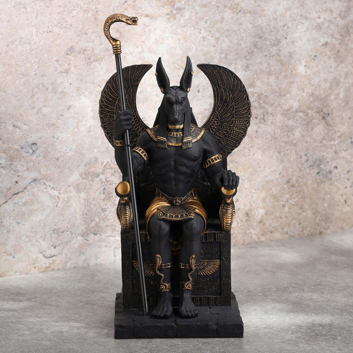 Veronese Design Skulptur Ägyptischer Gott Anubis sitzt auf Thron, Kunstharz, Schwarz / Gold lackiert
