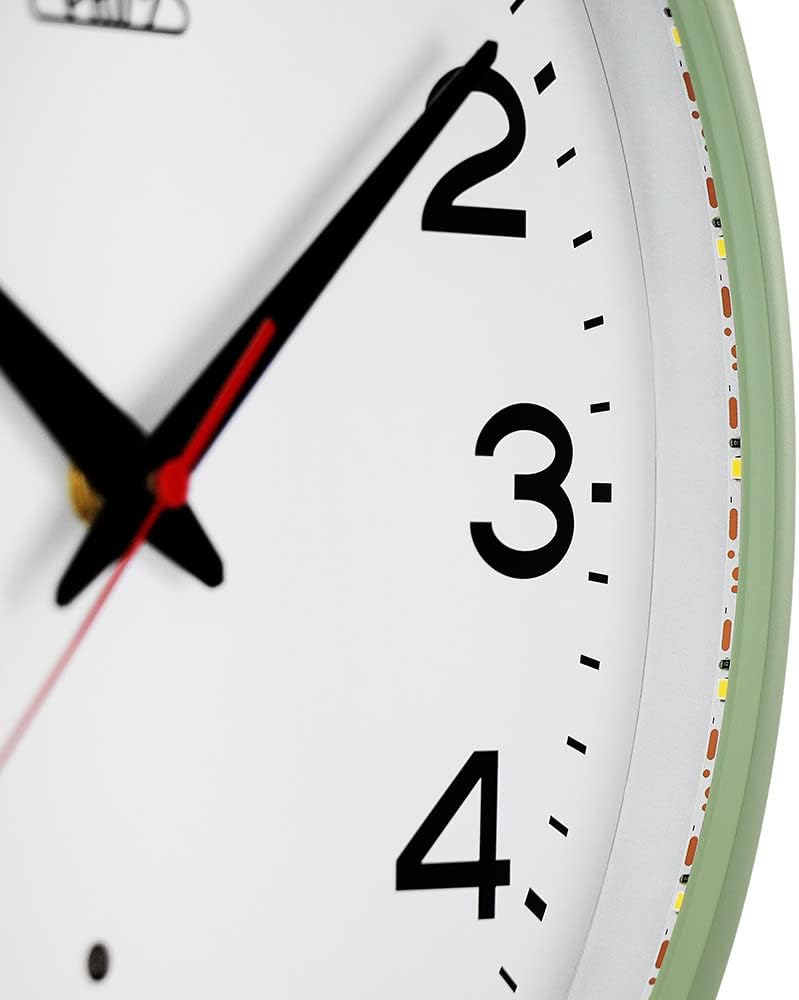 PRIM Insight Leuchtende Design Kunstoff Wanduhr, Weiss/Grün, Licht- und Geräusch-Sensor, Quarz-Uhrwe