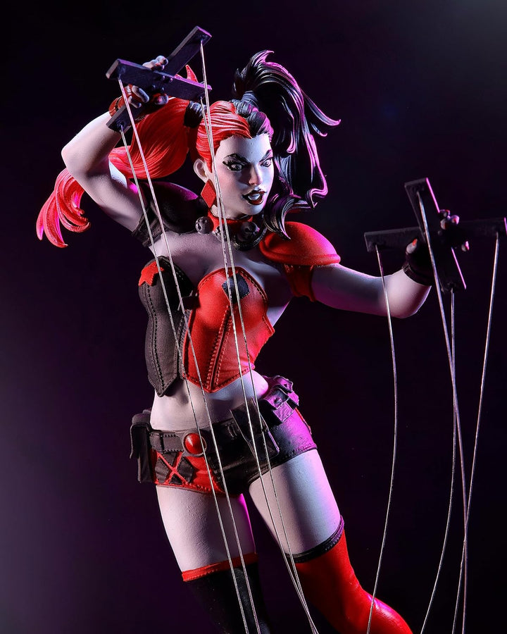 Lansay 63109 Harley Quinn DC – Statue aus Kunstharz – The Joker by Guillem March – Comic-Figuren – a
