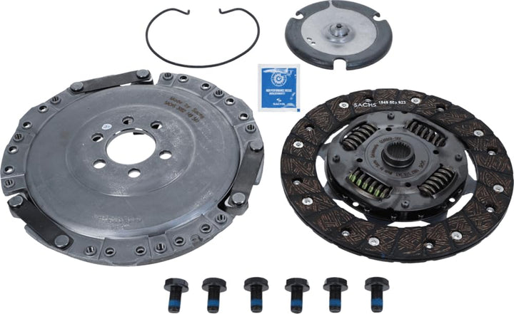 SACHS Kupplungssatz 3000 288 002, OE-Qualität, Kupplungssatz-Austausch beim Auto