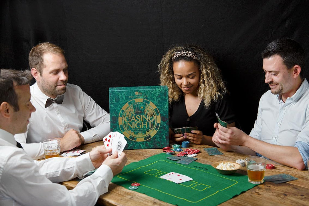 Talking Tables Casino Night Game Kit - Play Poker, Blackjack, Roulette - Glücksspielset für Erwachse