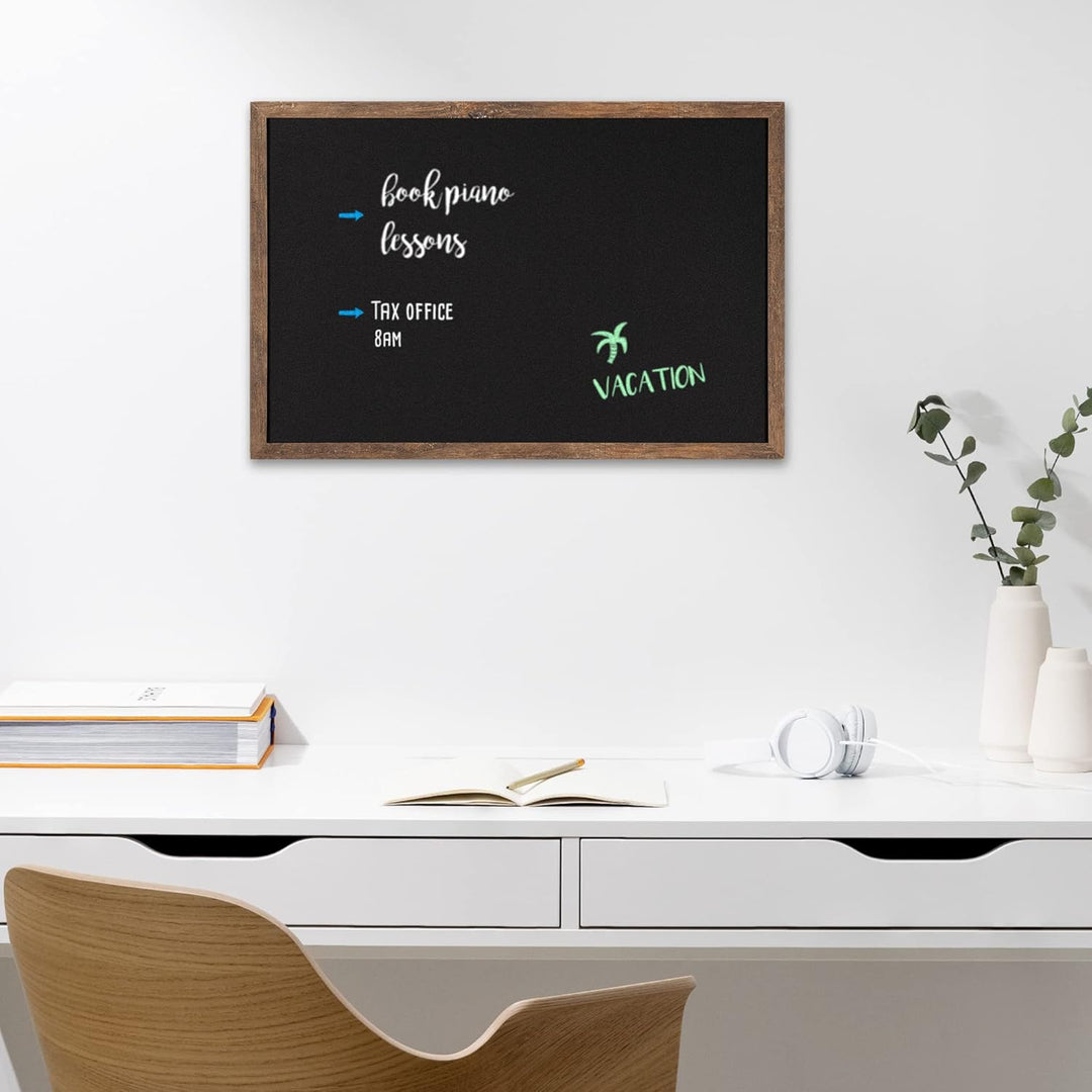 Navaris Kreidetafel mit Holzrahmen - Memoboard 60x40 cm - inkl. Kreide Pins - Tafel mit Wandhalterun