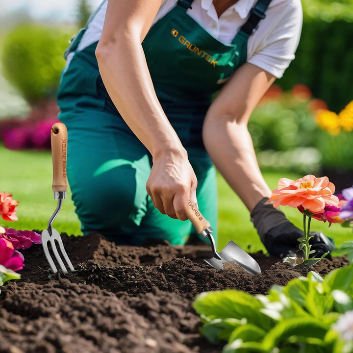 GRÜNTEK 4-TLG Gartenwerkzeug-Set, Premium Gartengeräte, besonders Stabiler Edelstahl, Rutschfester E