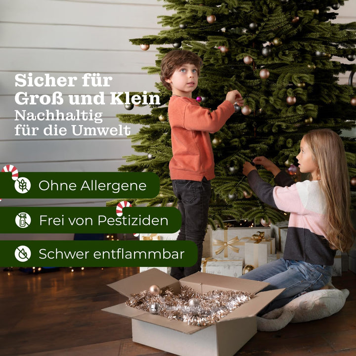 BoomDing Weihnachtsbaum künstlich mit Beleuchtung - extra naturgetreuer Tannenbaum 240 cm - 700 LED