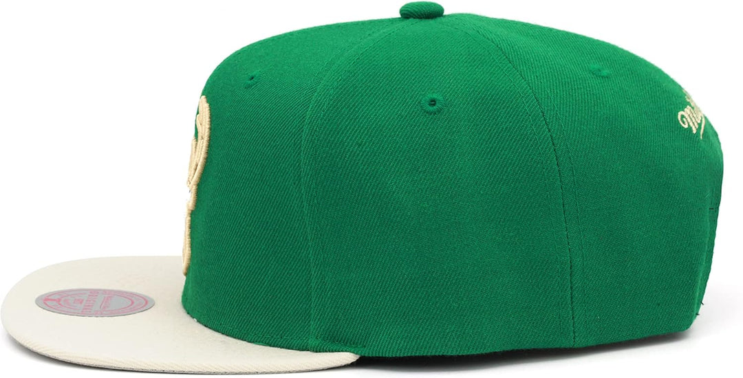 Mitchell & Ness Snapback Cap NBA Wool 2 Tone Milwaukee Bucks Green/beige