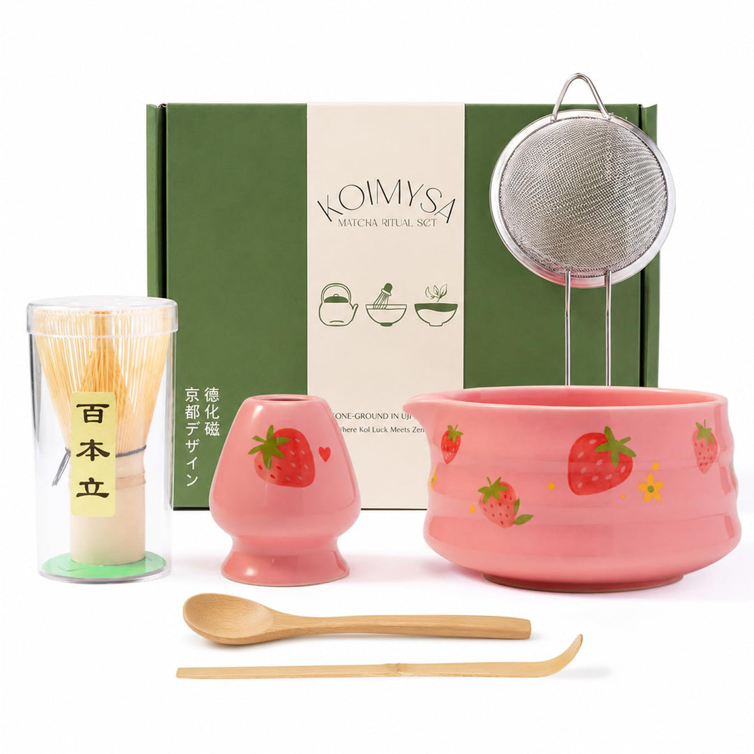 Matcha Set mit Erdbeermuster, Bestehend aus Schale mit Ausguss, Schneebesen, Halter, Bambuslöffel un