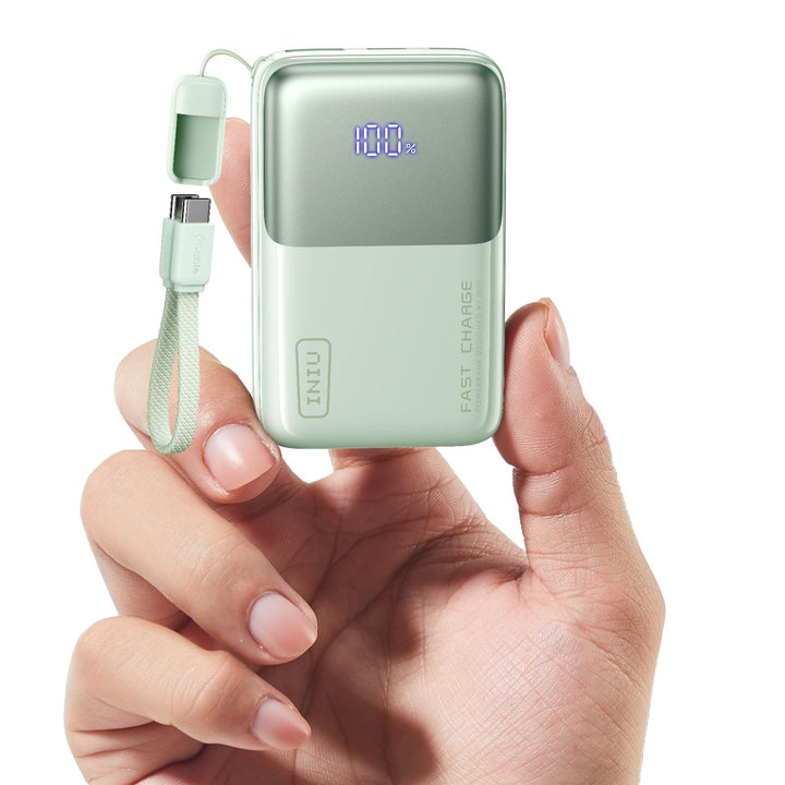 INIU Mini Power Bank, 45W 10000mAh Powerbank Klein Aber Stark (USB C In & Out), Schnellladefunktion