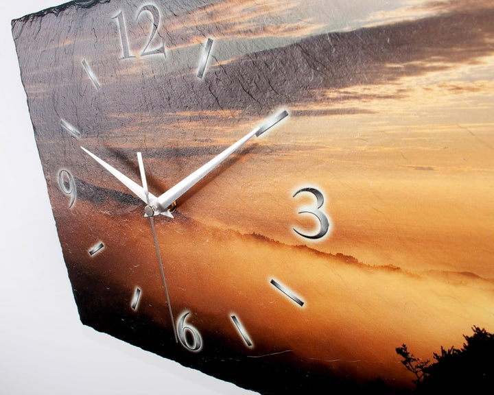 Kreative Feder Designer-WANDUHR Sonnenaufgang aus Stein mit Zeigern aus gebürstetem Aluminium - Desi