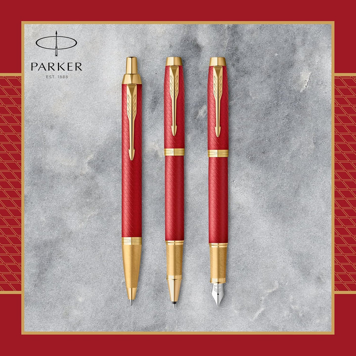 Parker IM Kugelschreiber, rote Premiumlackierung mit goldenen Zierteilen, mittlere Schreibspitze mit
