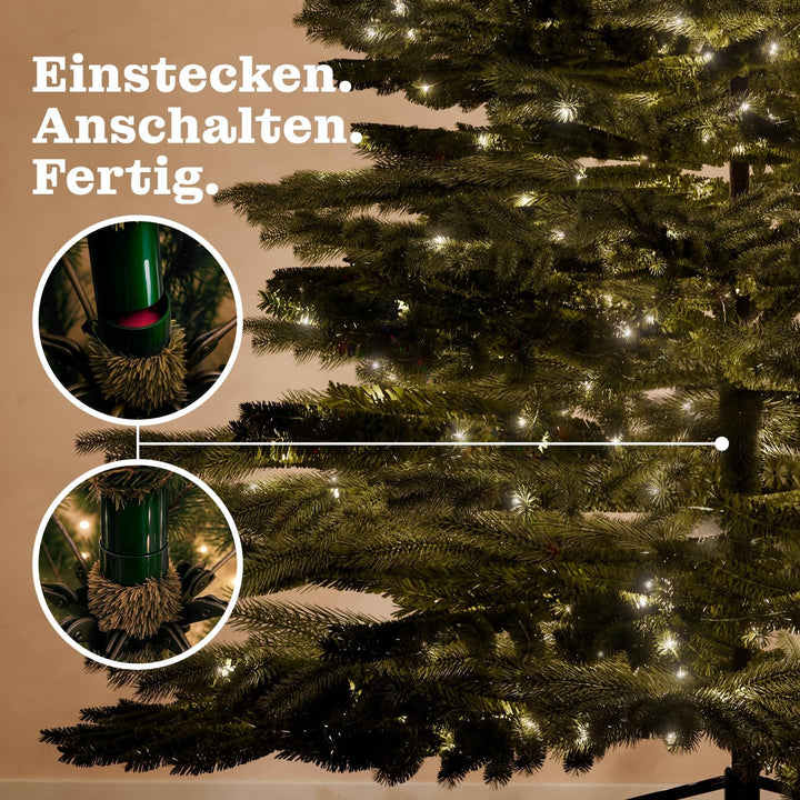 BoomDing Künstlicher Weihnachtsbaum mit Beleuchtung - extra naturgetreuer Tannenbaum (210 cm) inkl.