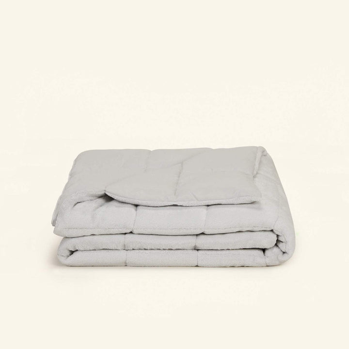 Slumber Cloud Plüschdecke mit ClimaDry Faserfüllung (152x177cm) - American Styled Bedding