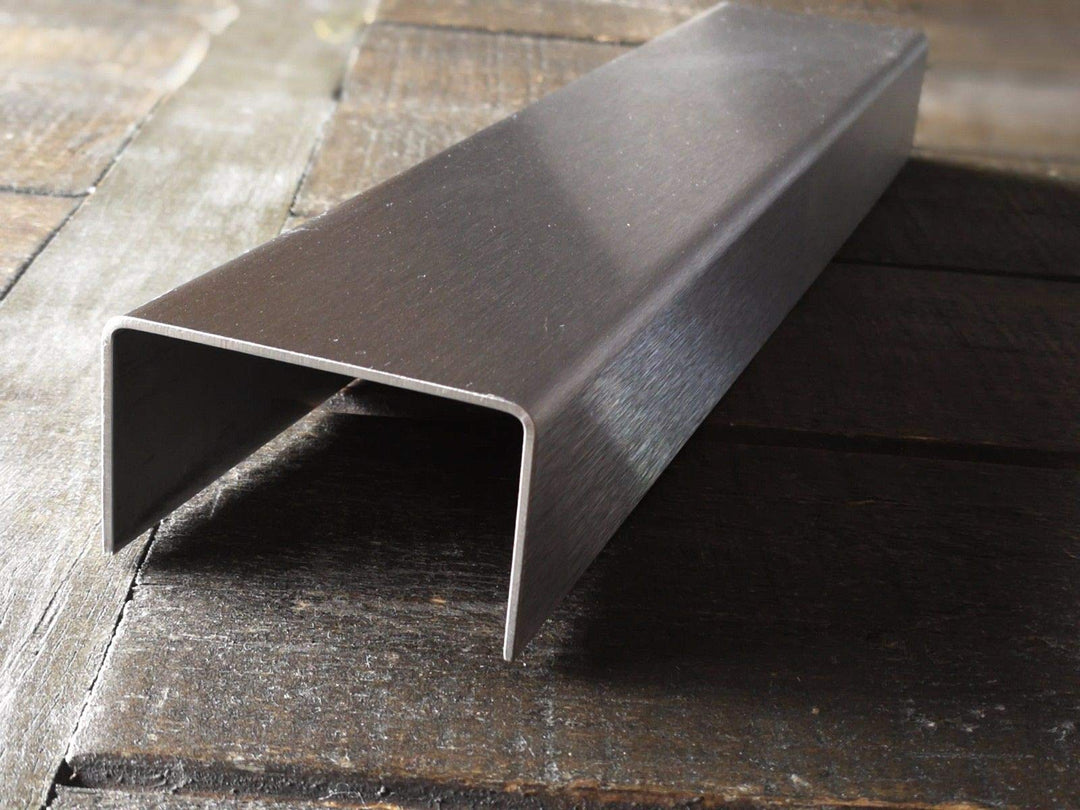 Abdeckprofil, 2000mm Edelstahl U-Profil a: 15x b: 100x c: 15 mm Schenkelinnenmass aus Edelstahl k240