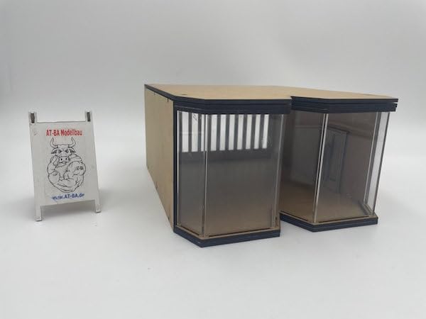 220122 Slotcar Deko Boxengasse Ausstellung